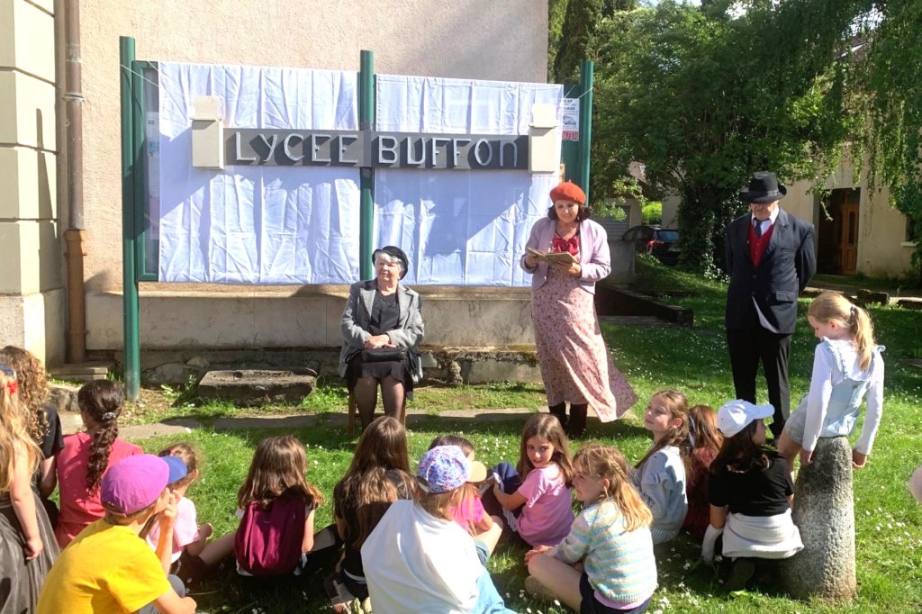 Lecture de la lettre de Jacques Baudry devant le Lycée Buffon - Devoir de mémoire Cervens